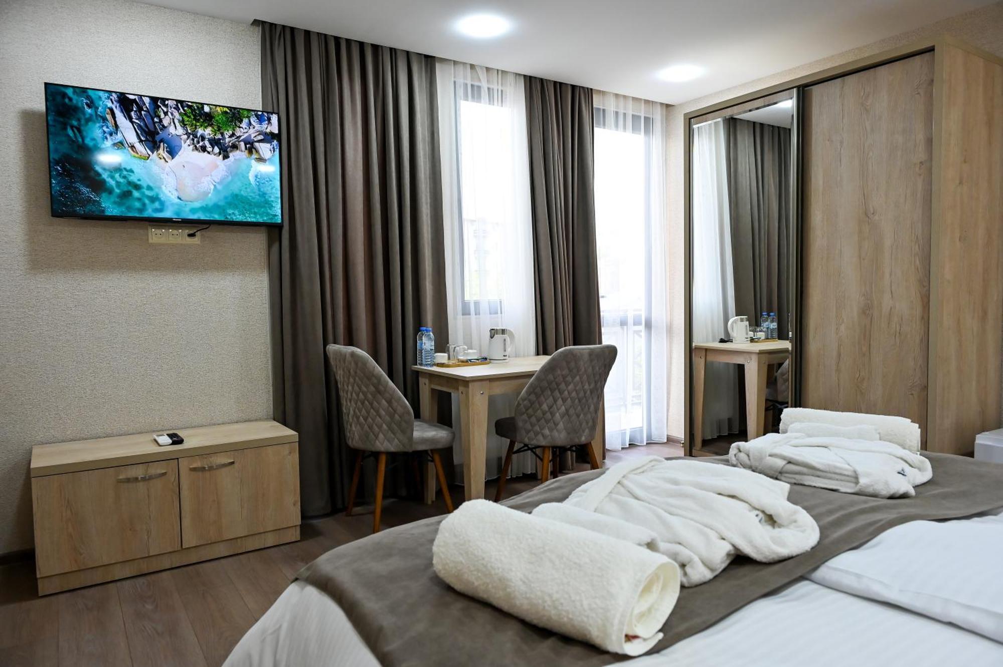 Hotel K124 库塔伊西 外观 照片