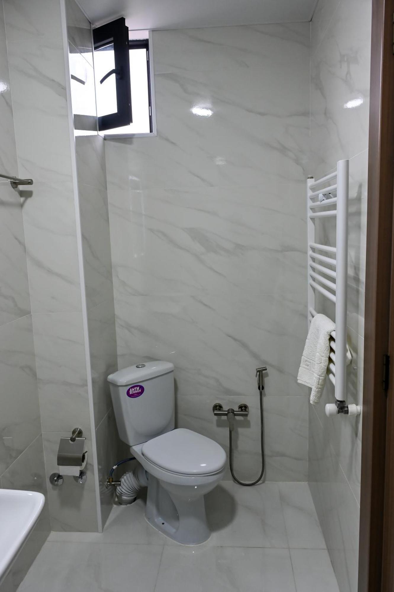Hotel K124 库塔伊西 外观 照片